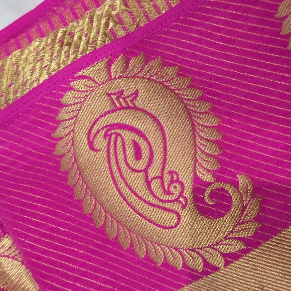 Full Saree - Picture 3 of 8